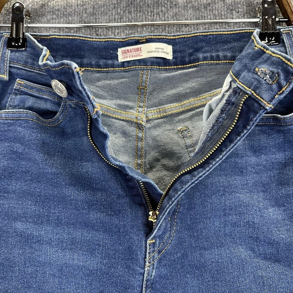 Levi's Signature 10 (30) Straight Leg High Waist Jeans - Picture 10 of 13